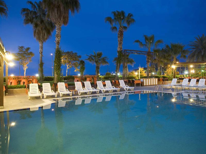 Fame Beach Hotel 凯梅尔 外观 照片